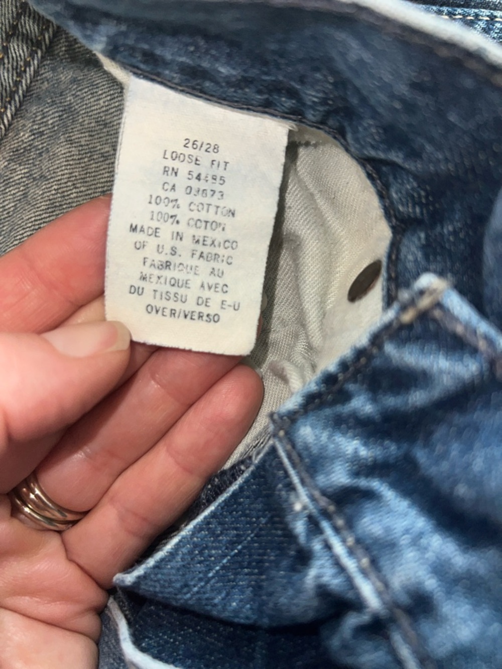 American Eagle Outfitters Young Men’s Washed Blue Jeans Loose Fit Sz 26/28 - Picture 9 of 9